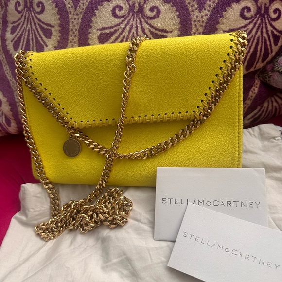 Stella McCartney Yellow Chain Shoulder Bag small fabulous like new gold hardware - Picture 1 of 5